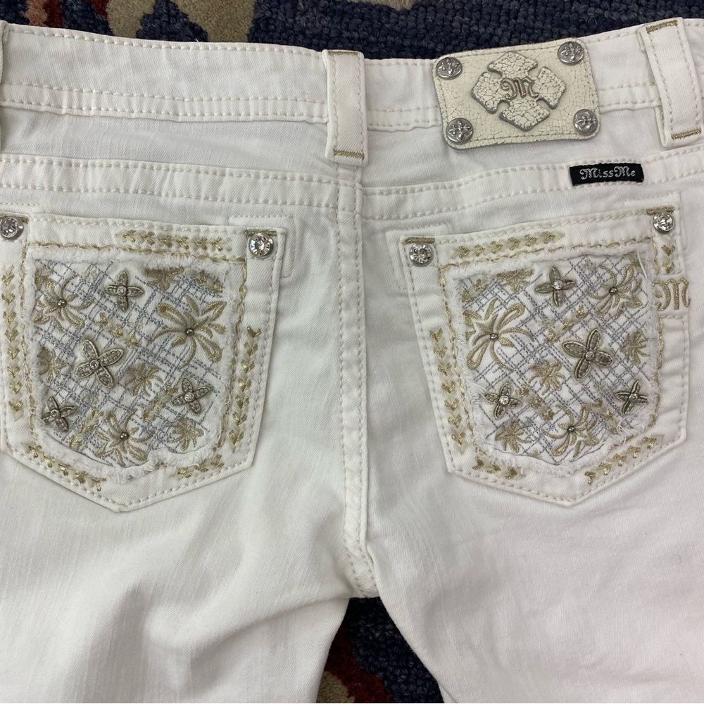 Miss Me White Jeans denim‎ low rise vintage Skinny capri Y2K gold crystals 28 4